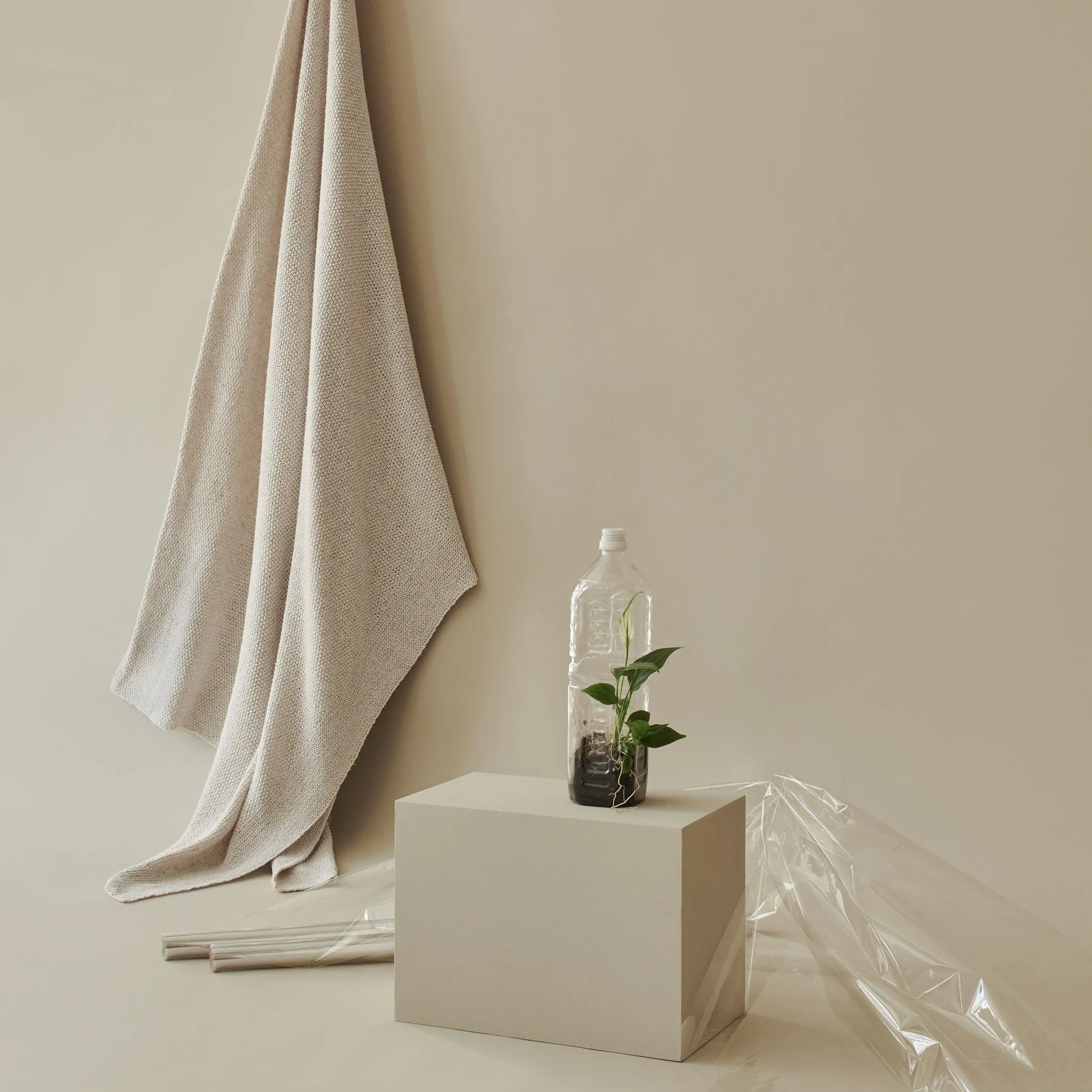 Amaro Recycled Fiber Blanket [Light grey melange]