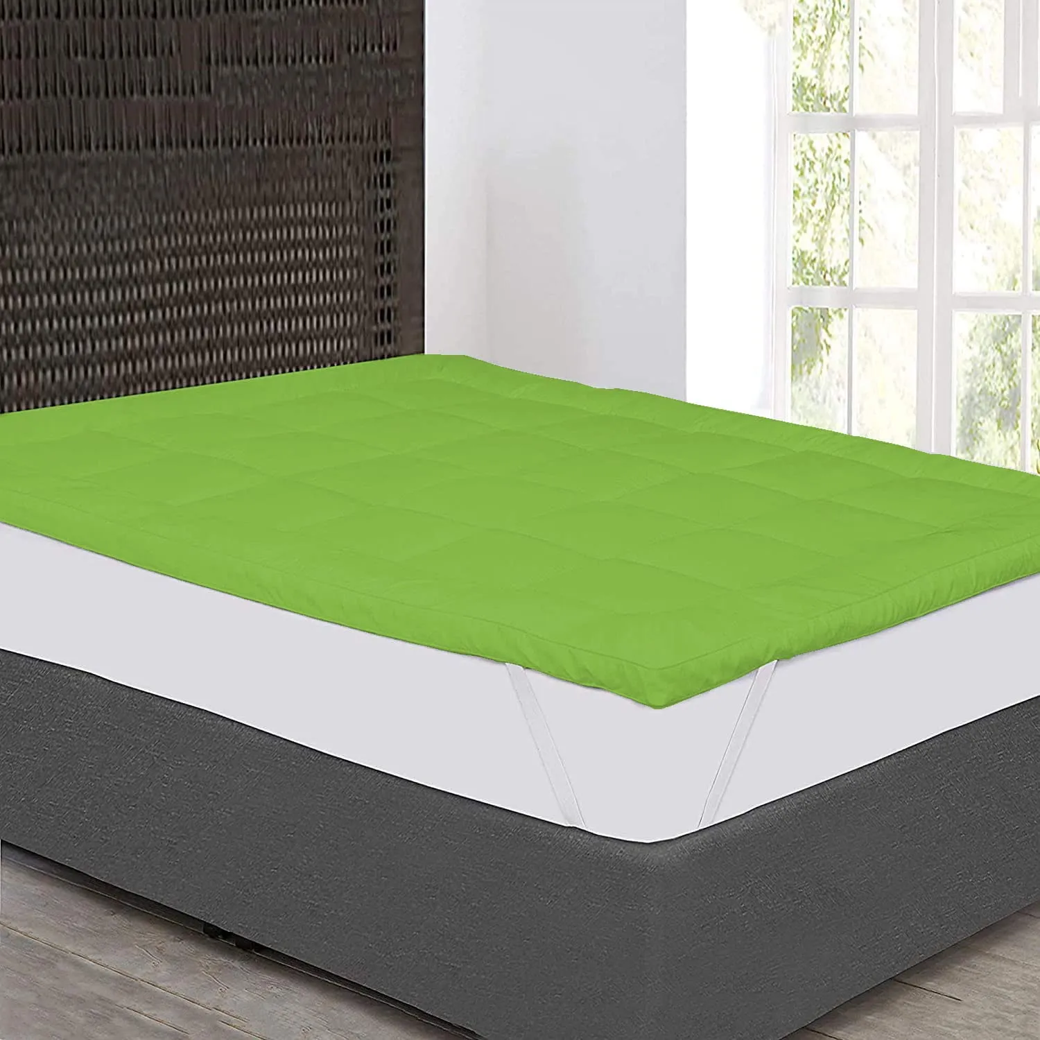 Jaipur Linen 800GSM Hollow Fibre Mattress Padding/Topper Mint Green for King Size Bed-72 Inch X 75 Inch