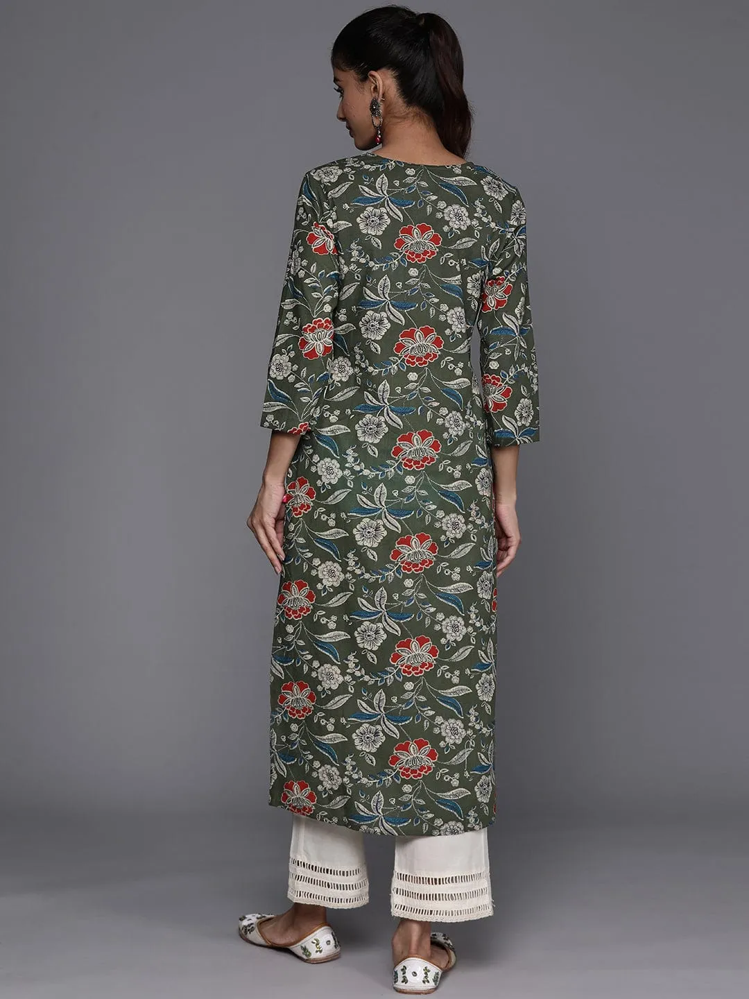 Varanga Green And BlueWomen Floral Printed Sequinned Floral Kurta