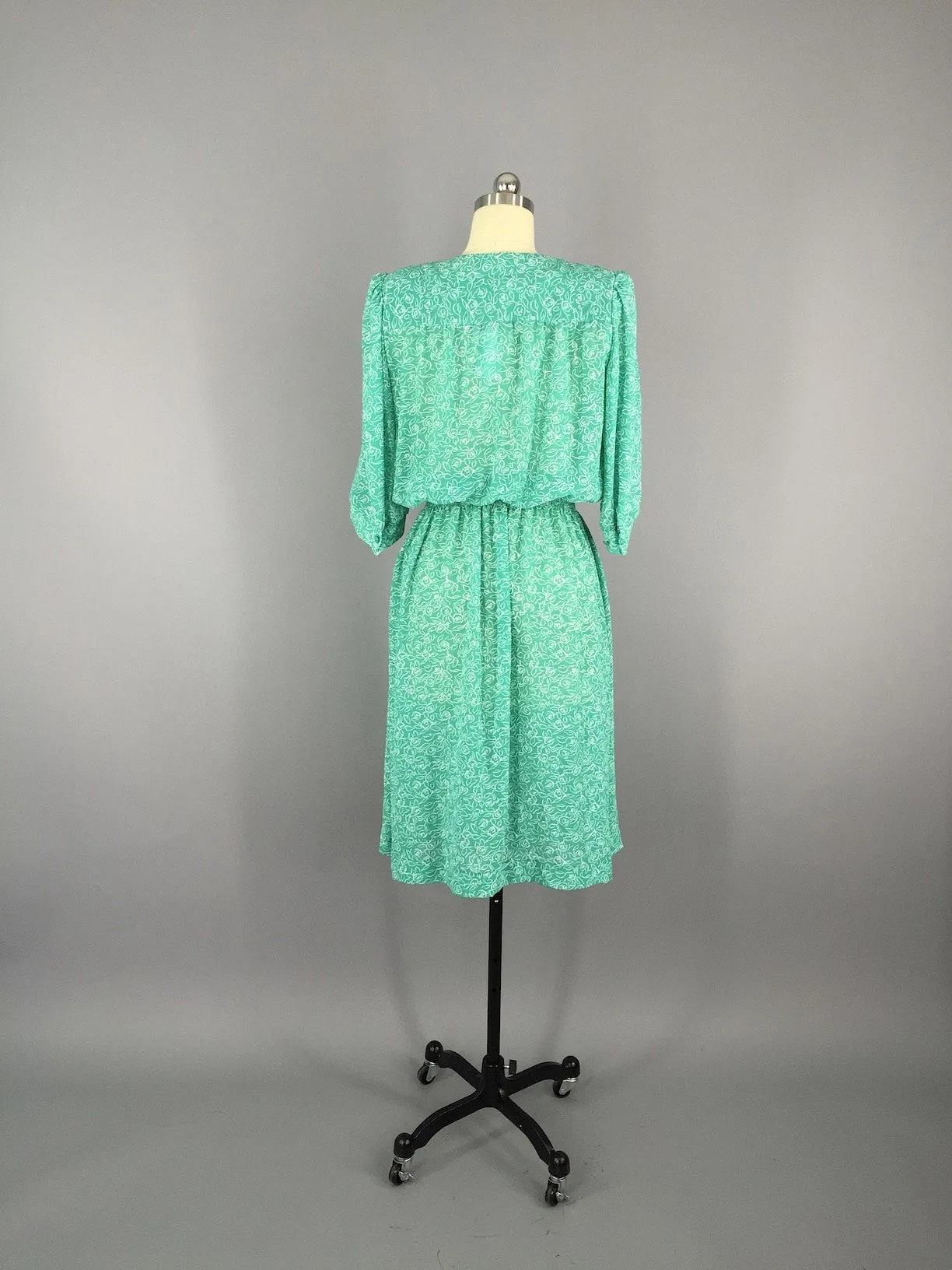 Vintage 1980s Dress / Mint Green Chiffon / Lady Carol